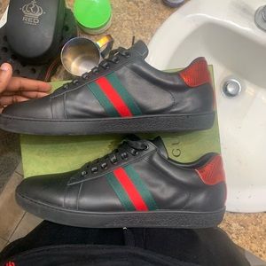 Gucci shoes